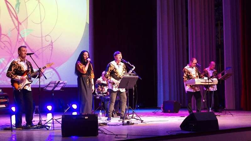 Друзья, хочу поделиться впечатлениями от субботнего вечера.