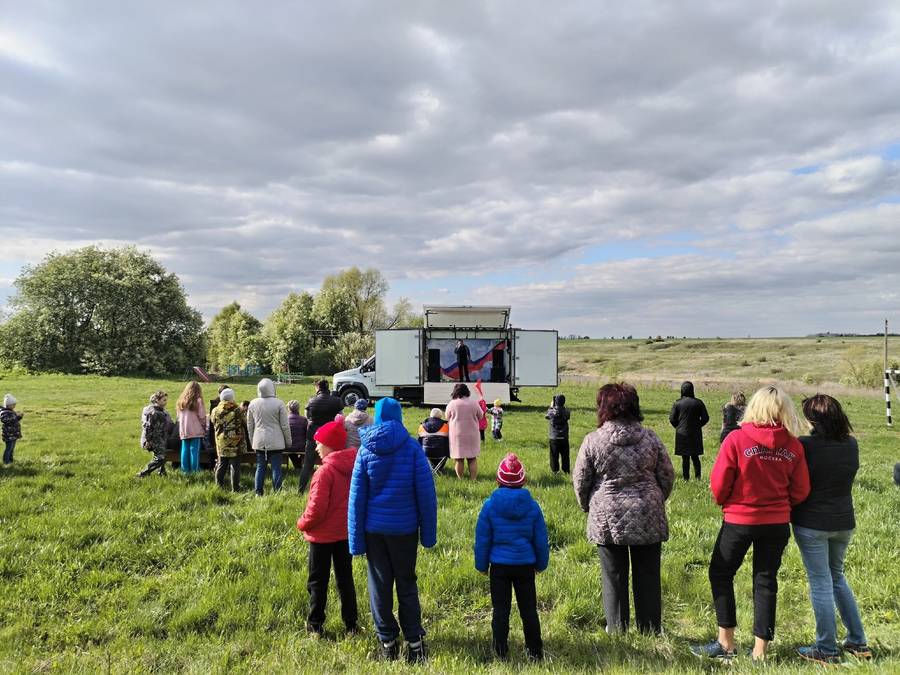 Подразделением Автоклуб были проведены выездные концерты 